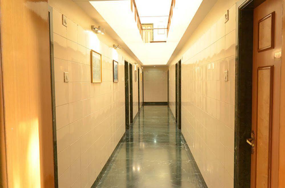 Hotel Pooja International Nashik Exterior foto